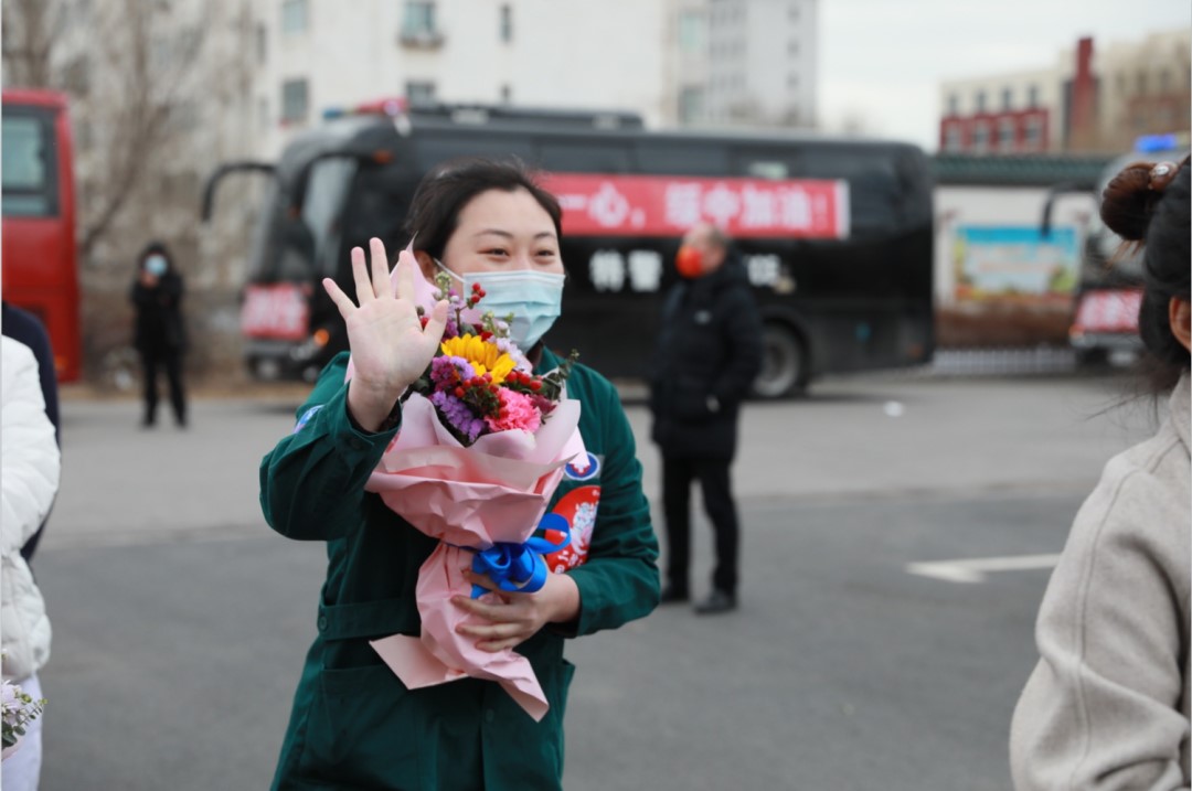 春暖花開，英雄歸來！葫蘆島市第二人民醫(yī)院支援綏中醫(yī)療隊凱旋而歸~(圖9)
