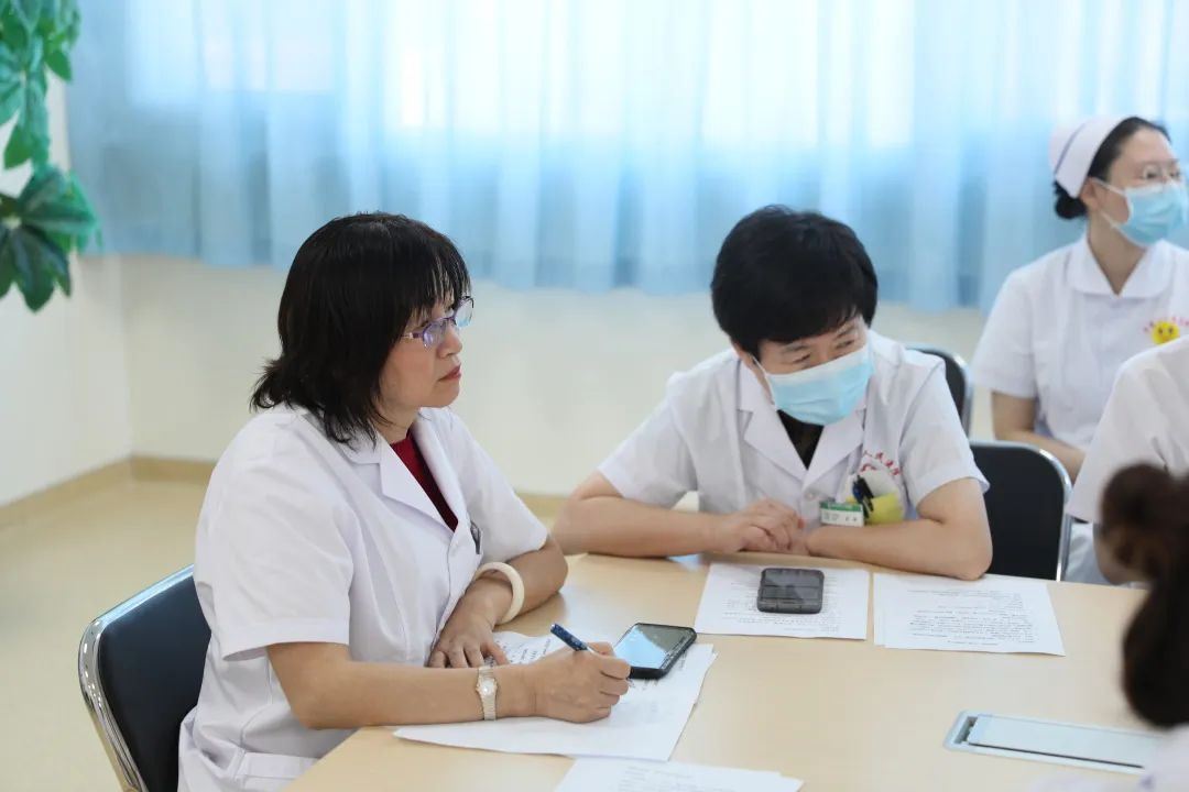 全省首家！中國(guó)醫(yī)科大學(xué)附屬第一醫(yī)院專家來(lái)“查房”，家門口享國(guó)內(nèi)優(yōu)質(zhì)醫(yī)療資源！(圖3)