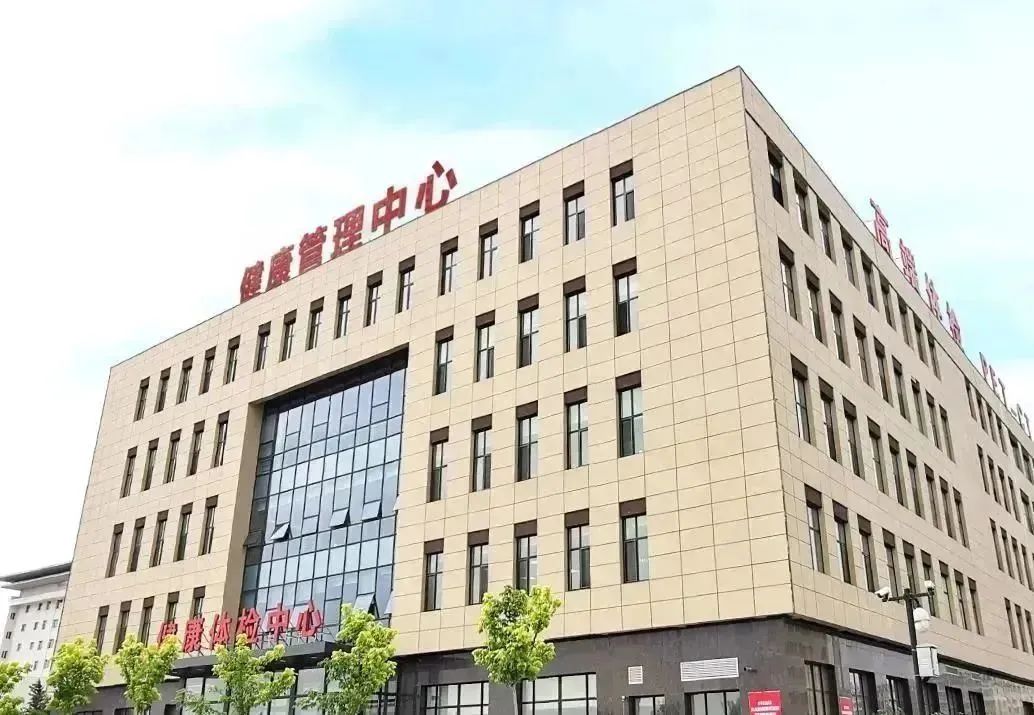 龍港區(qū)人大、區(qū)政府領(lǐng)導(dǎo)一行視察調(diào)研龍港國(guó)際醫(yī)療健康產(chǎn)業(yè)園(圖22)