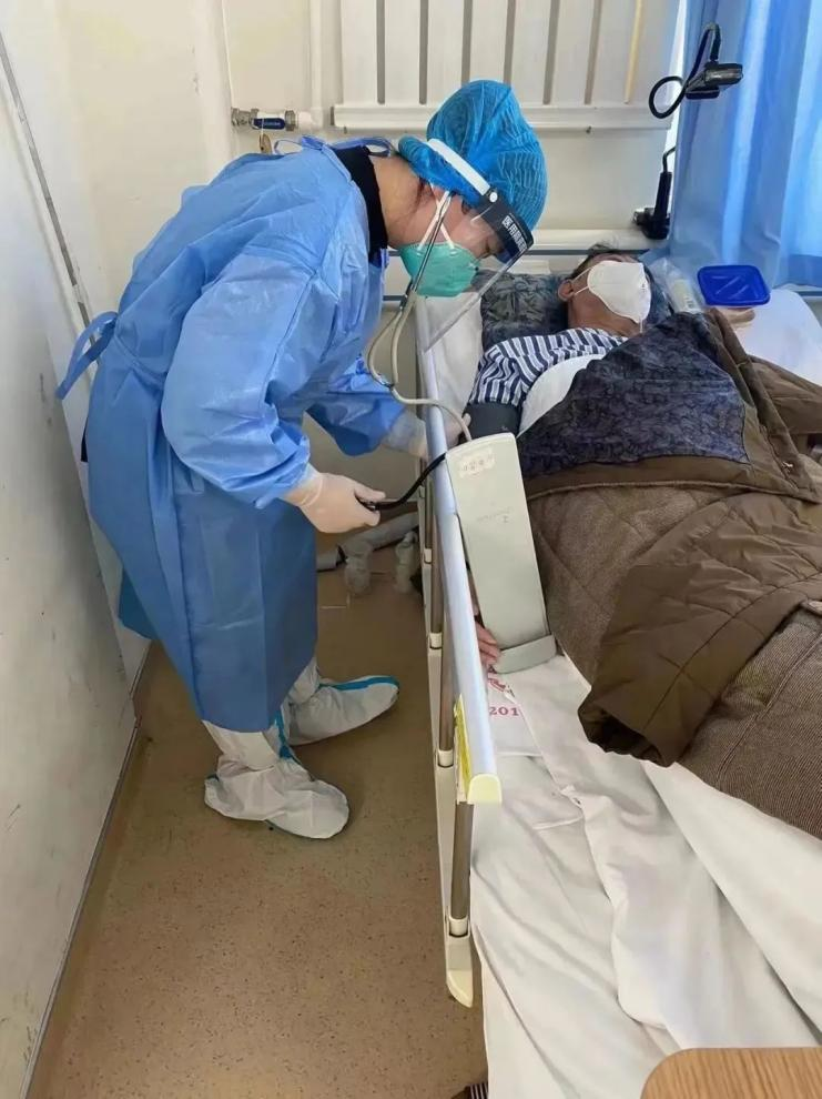 人民醫(yī)院為人民，市二院舉全院之力保障醫(yī)療救治，牢守生命防線！(圖4)